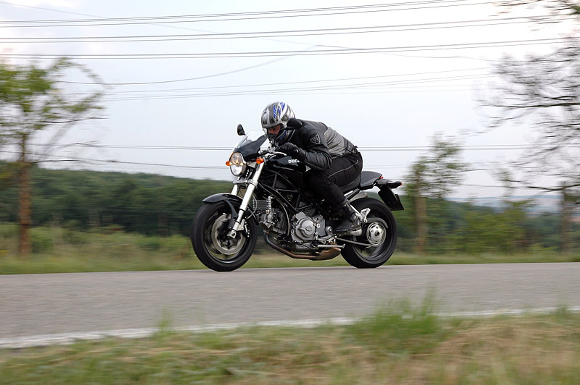 Ducati Monster S2R 1000: stary znajomy (test)