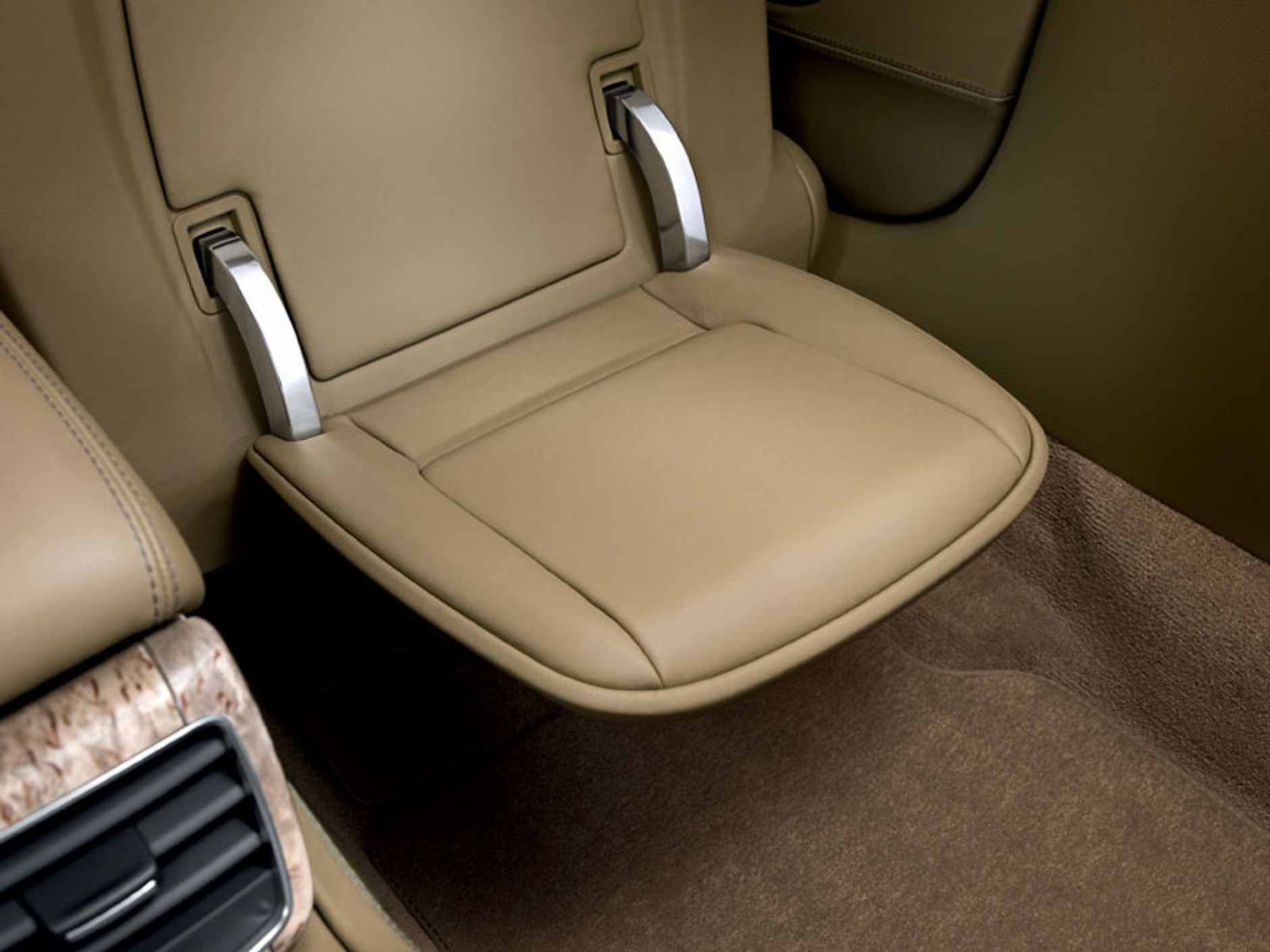 Pekin 2010: Audi A8 L W12 quattro – 500 KM i większy komfort dla Chińczyków