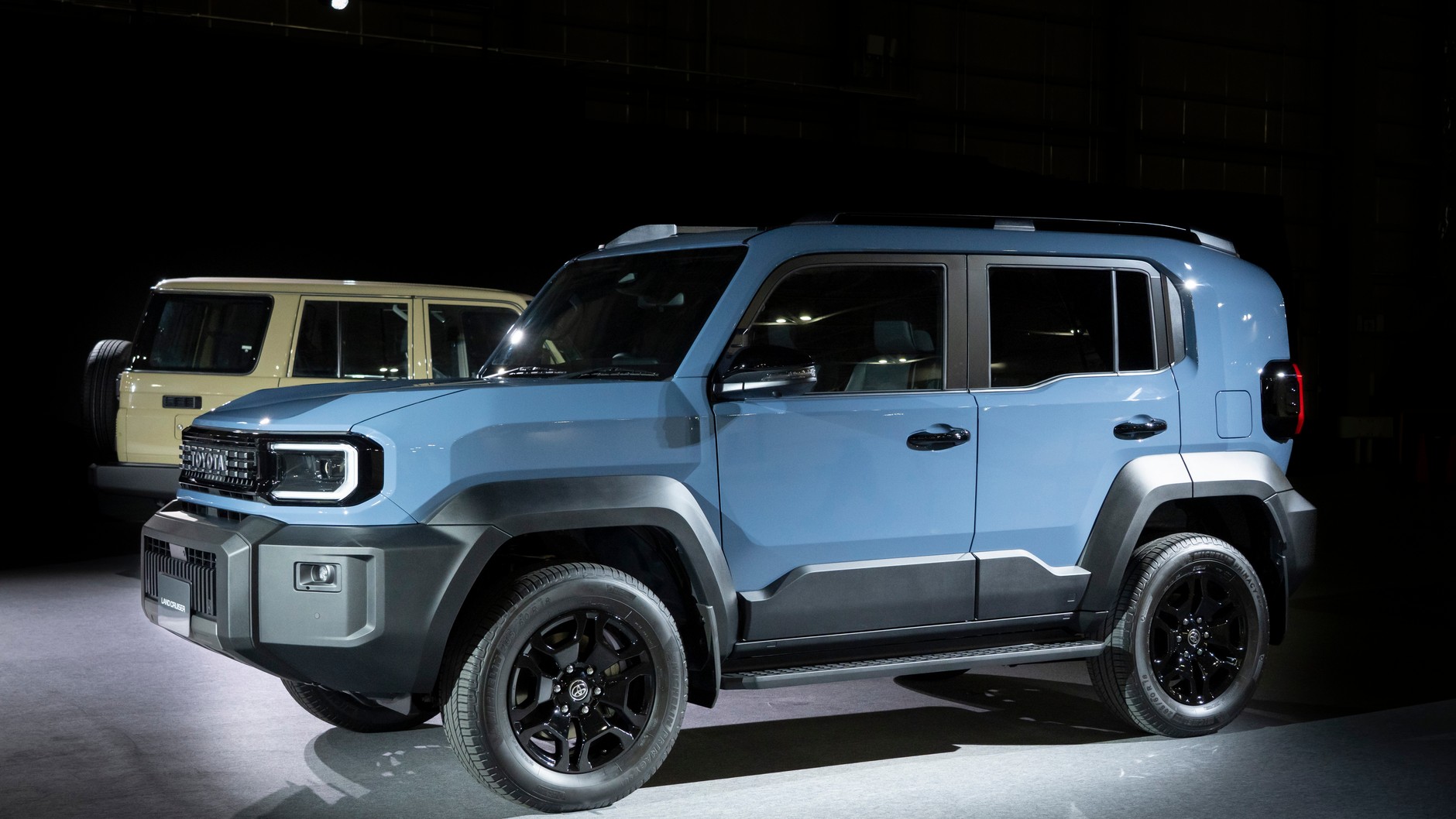 Toyota Land Cruiser FJ