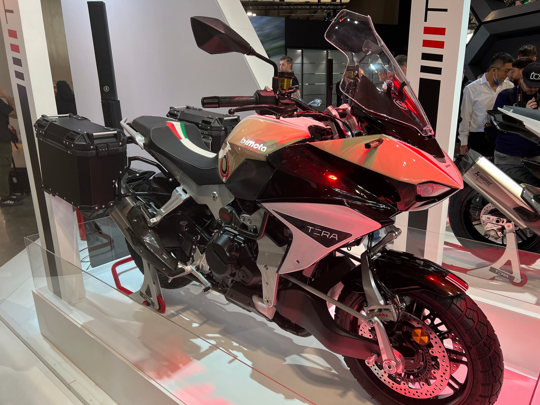 Wystawa motocyklowa EICMA 23