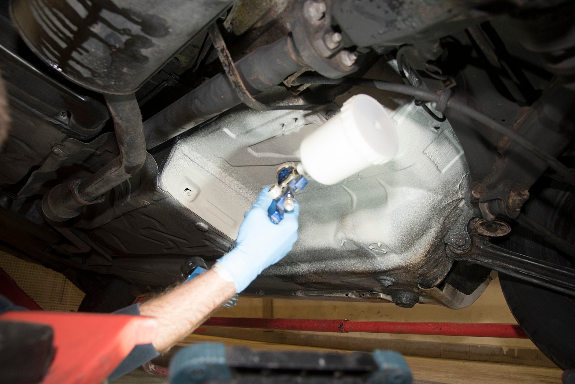 Jak samodzielnie zabezpieczyć samochód przed rdzą?