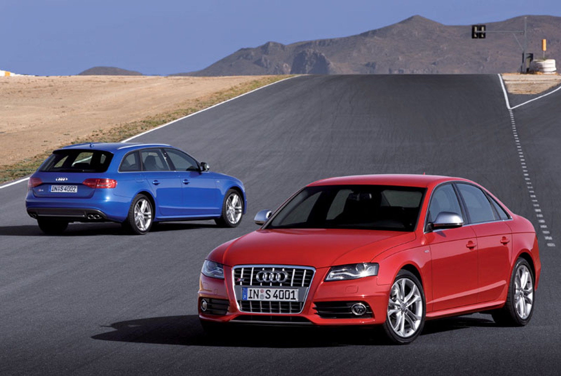 Paryż 2008: Audi S4 i S4 Avant – 333 koni dla niemieckiego sportowca