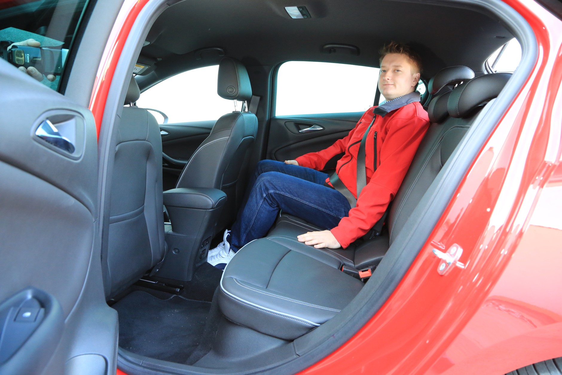 Nowy Opel Astra 1.4 Turbo (8)