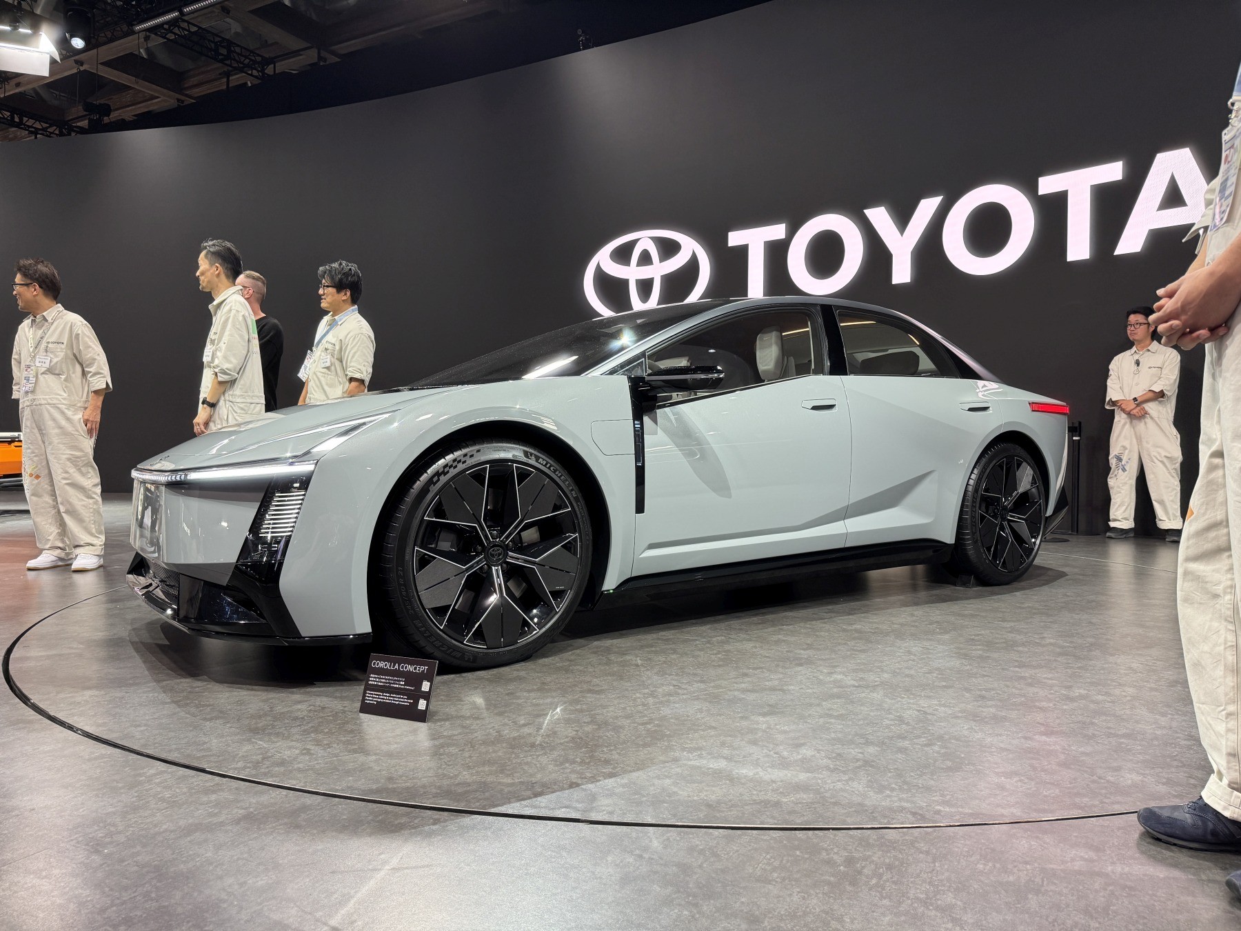 Koncepcyjna Toyota Corolla na 2025 Japan Mobility Show