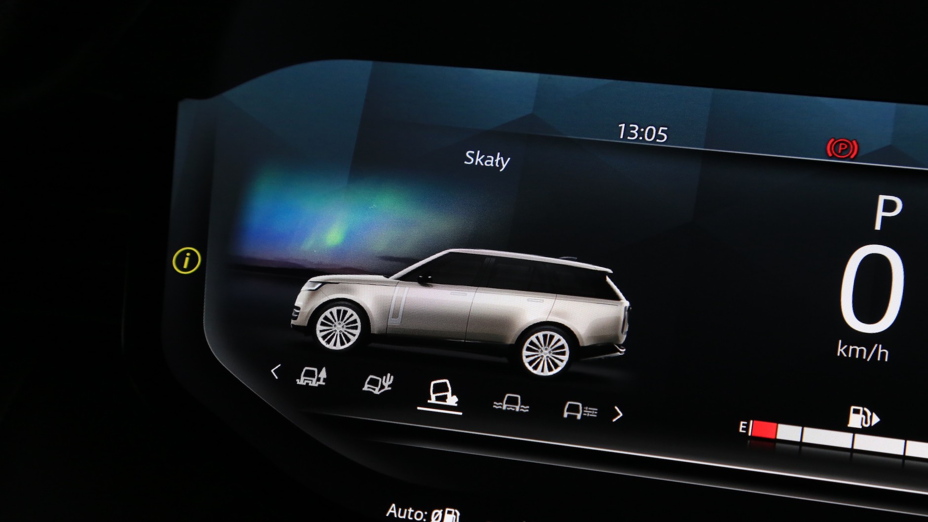 Range Rover LWB P530 First Edition (2022 r., 5. generacja)