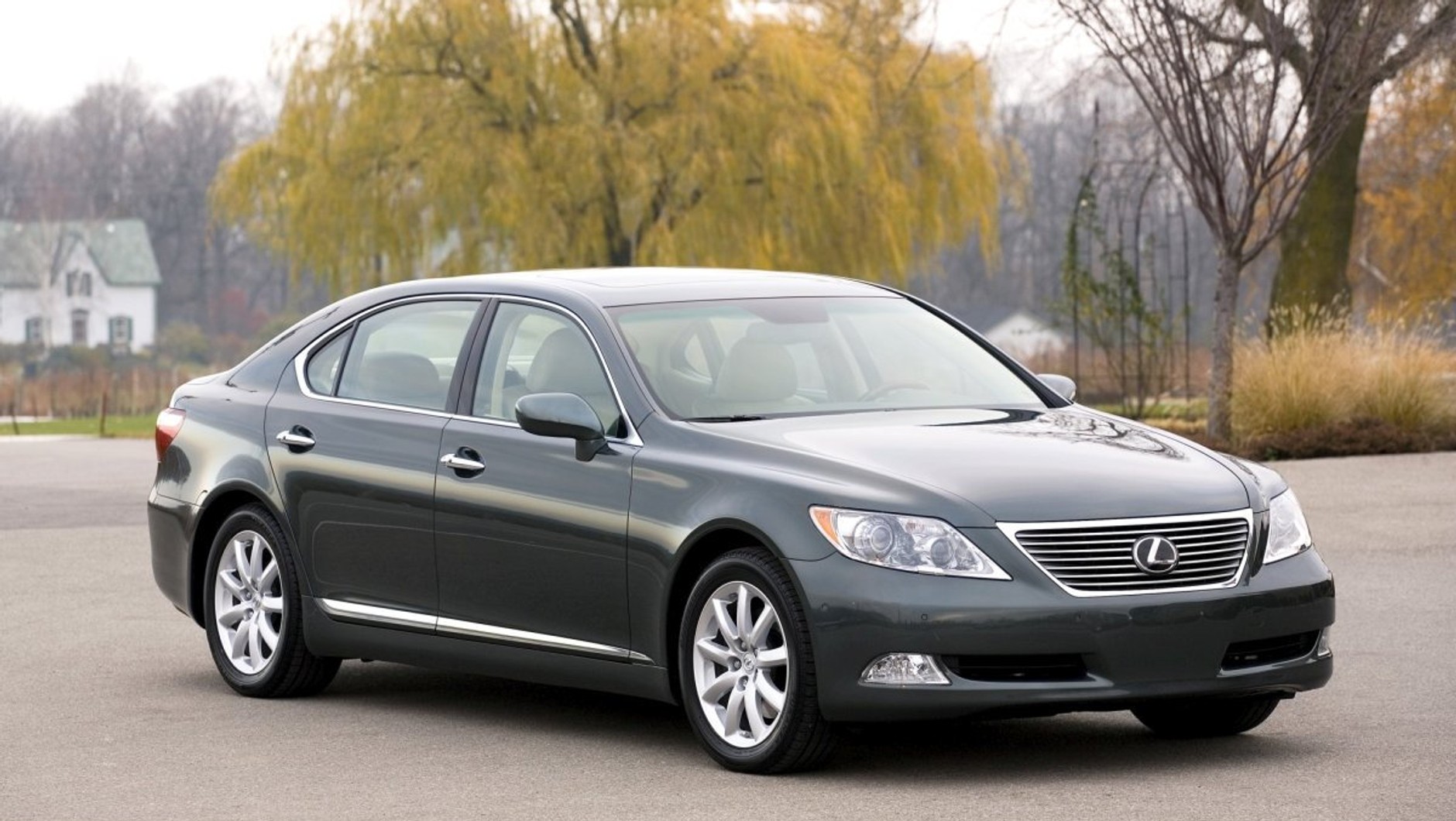 Lexus LS IV generacji