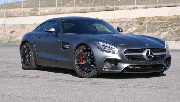 Lans cudzą furą – ile trzeba wydać, żeby przez jeden dzień jeździć jak milioner?