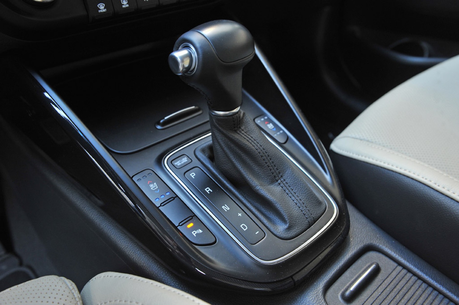 Kia Carens: pierwsze jazdy nowym koreańskim vanem