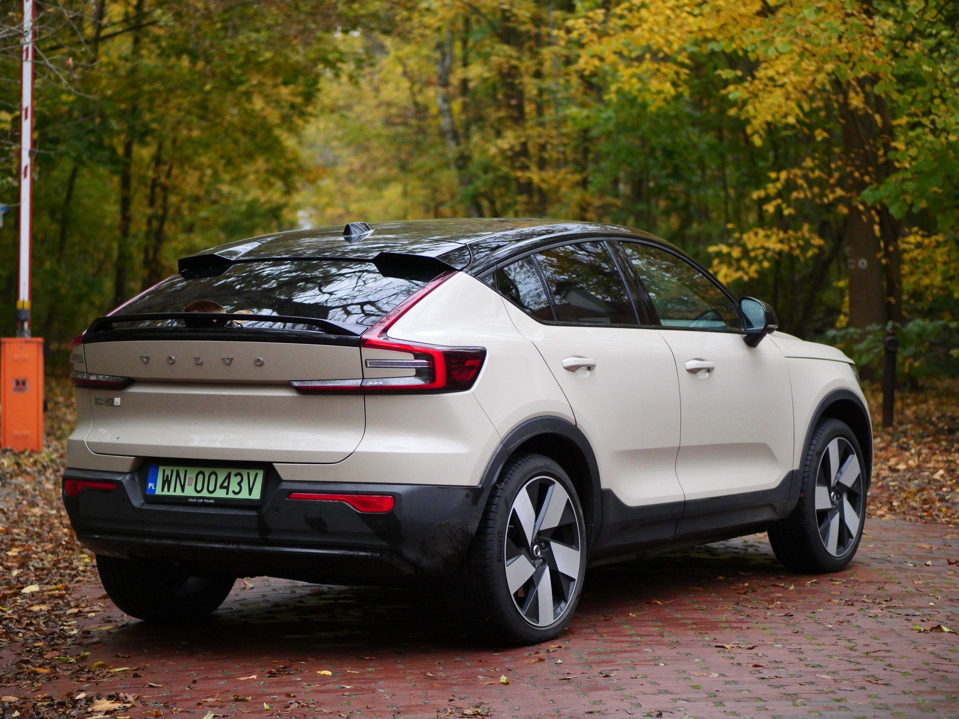 Volvo EC40