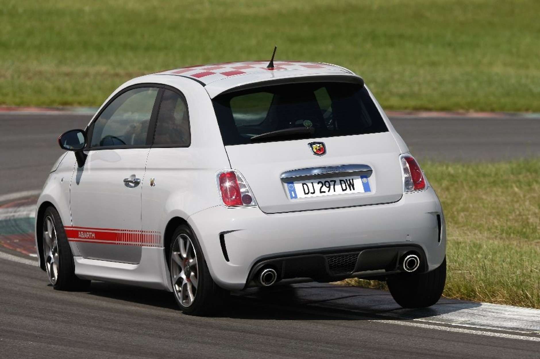 500 Abarth - Legenda wróciła na tor