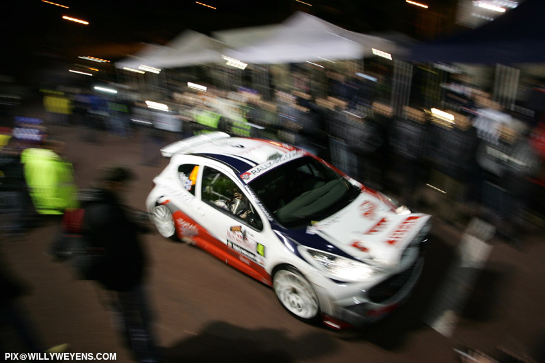 Mistrz Polski wygrał Rajd Monte Carlo - fot. Willy Weyens