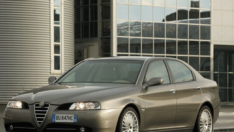 Alfa Romeo wycofuje się z segmentu aut klasy wyższej