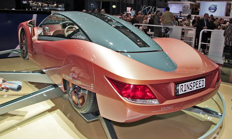 Genewa 2009: Rinspeed iChange – elektryczny bolid dla trzech osób