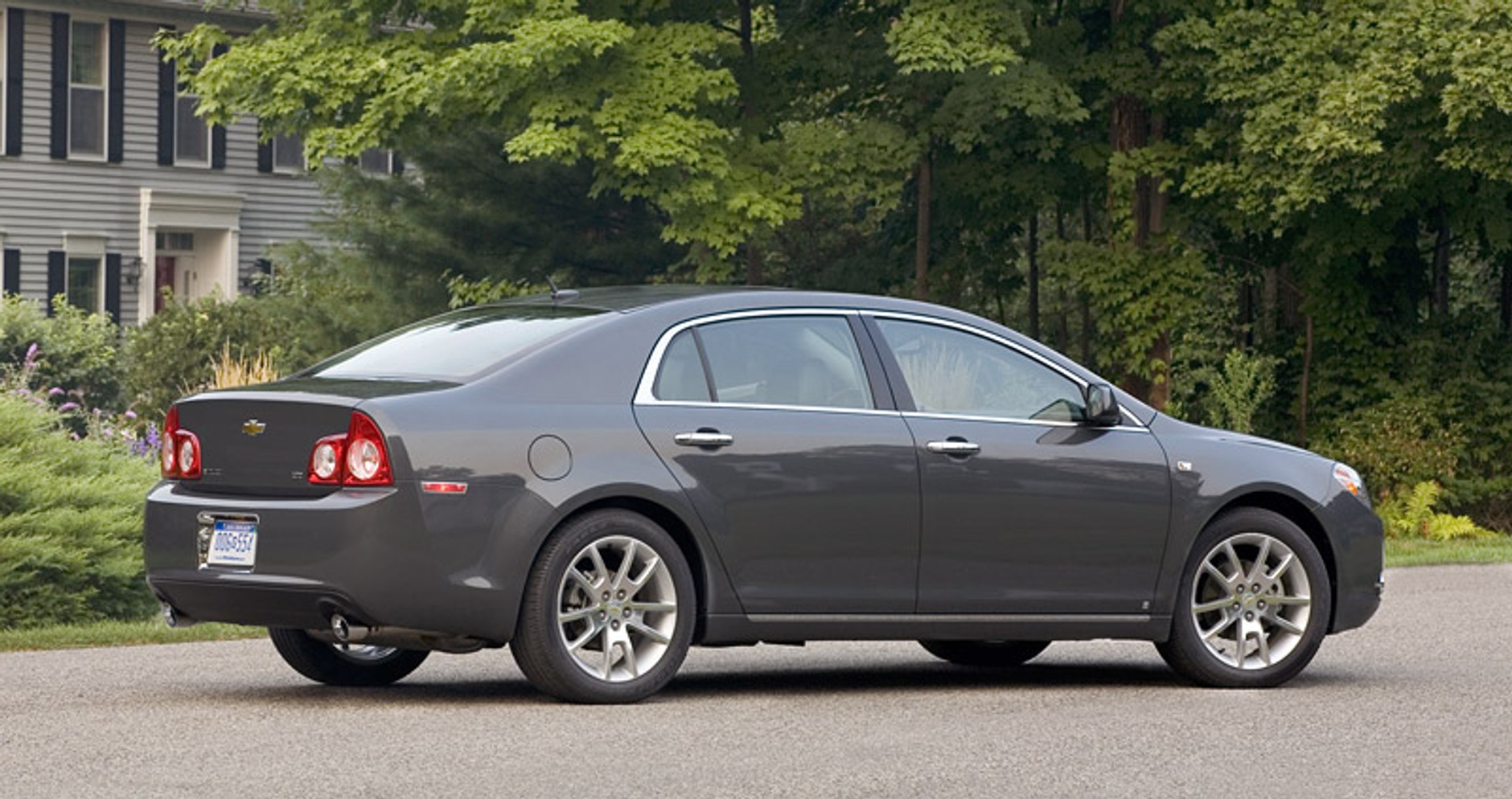 Chevrolet Malibu LTZ: po raz pierwszy z 4-cylindrowym silnikiem i 6-biegowym automatem