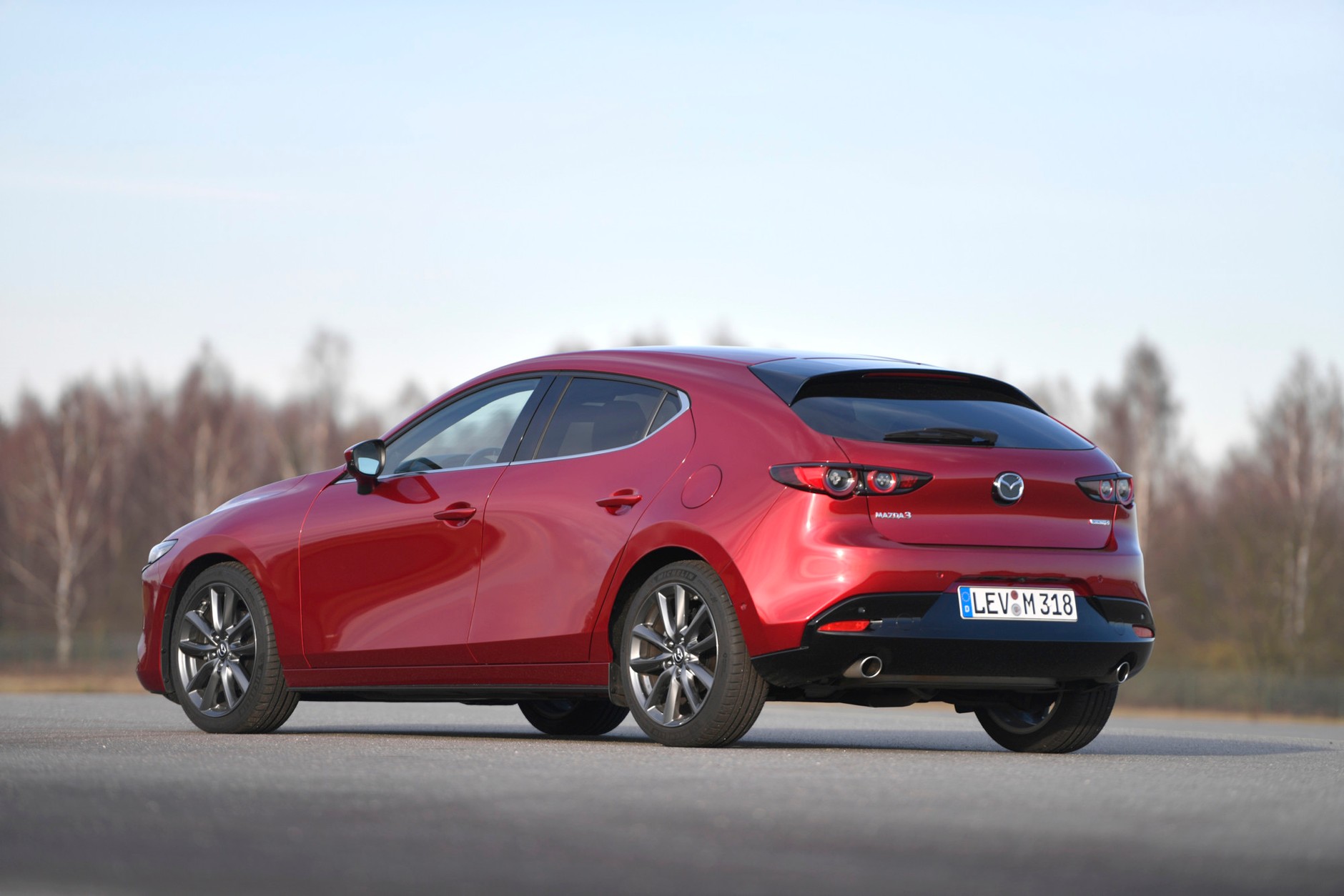 Porównanie: Mazda 3 kontra Opel Astra