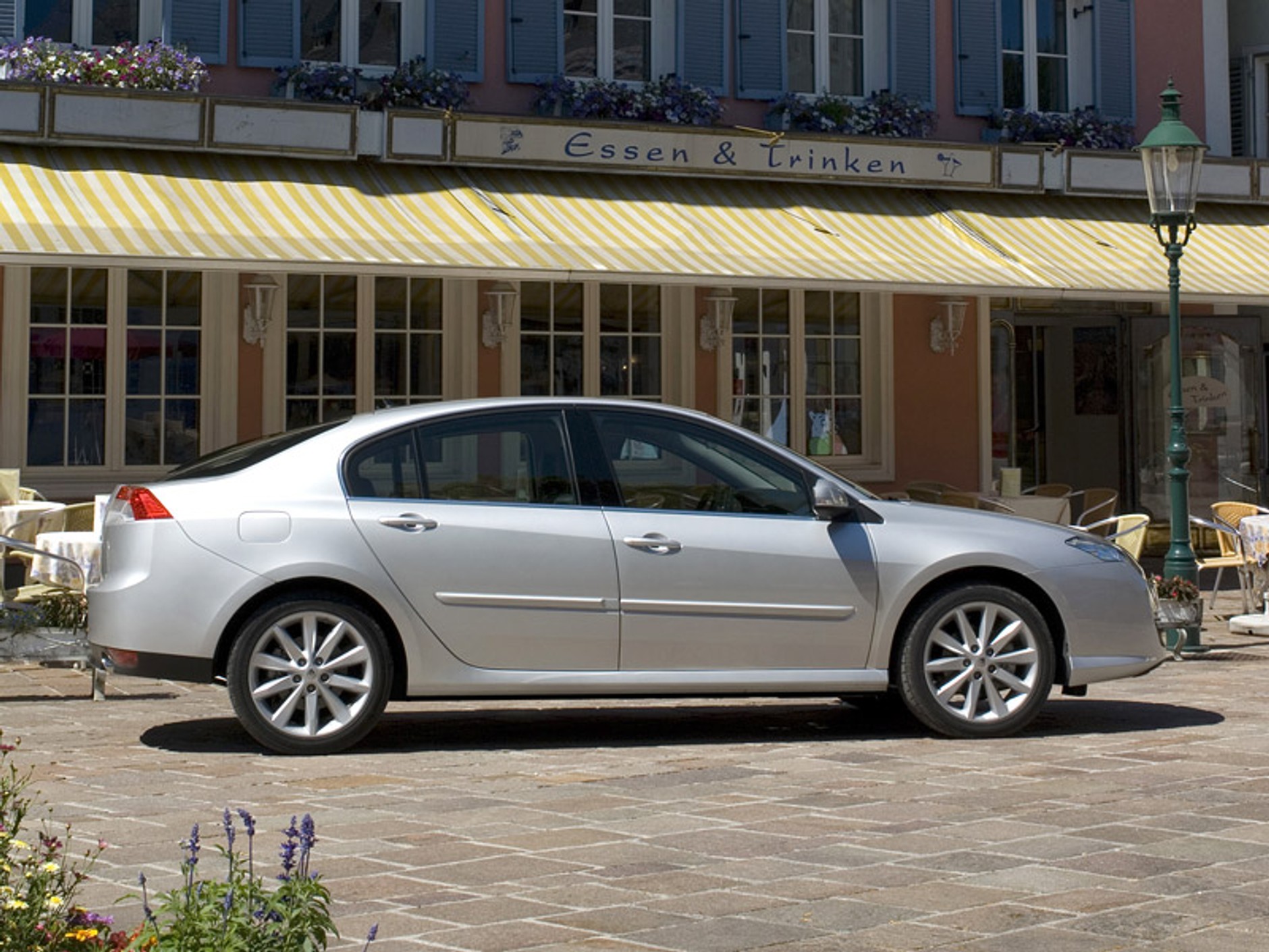 Renault Laguna 1,5 dCi (81 kW/110 KM) ze zużyciem 5,1 l/100 km