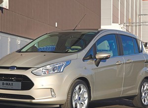 Ford B-Max: przestronny i ładny