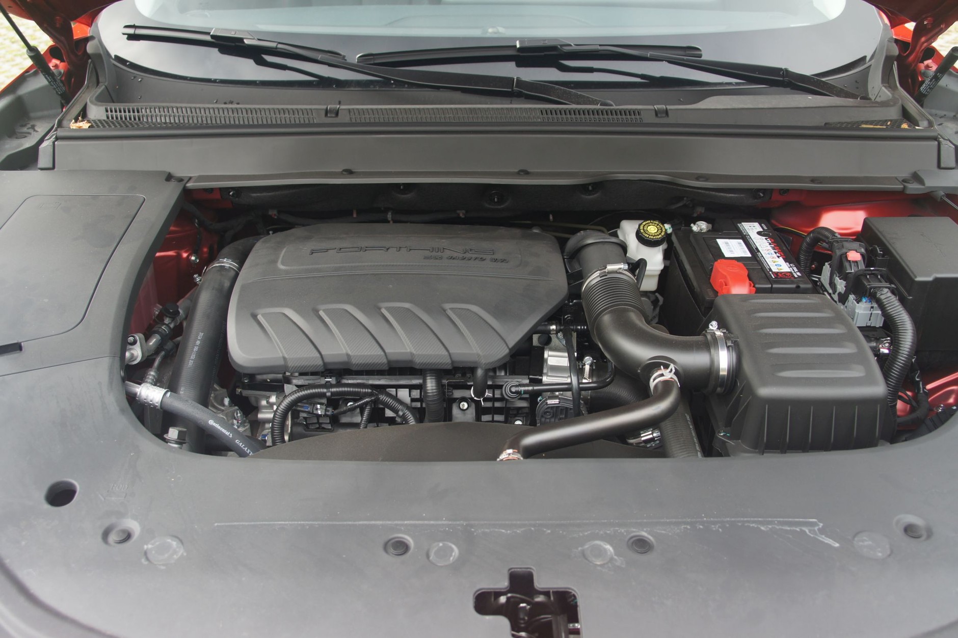 Turbodoładowany silnik 1.5 w Forthingu T-Five