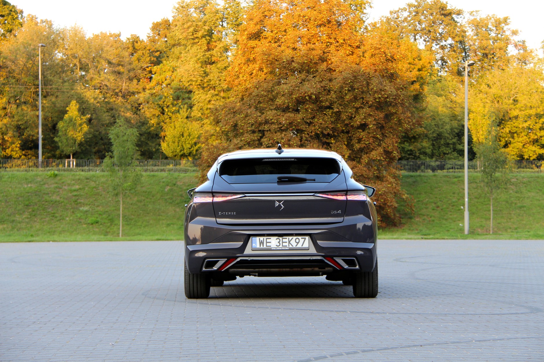 DS 4 PHEV Antoine De Saint Exupery