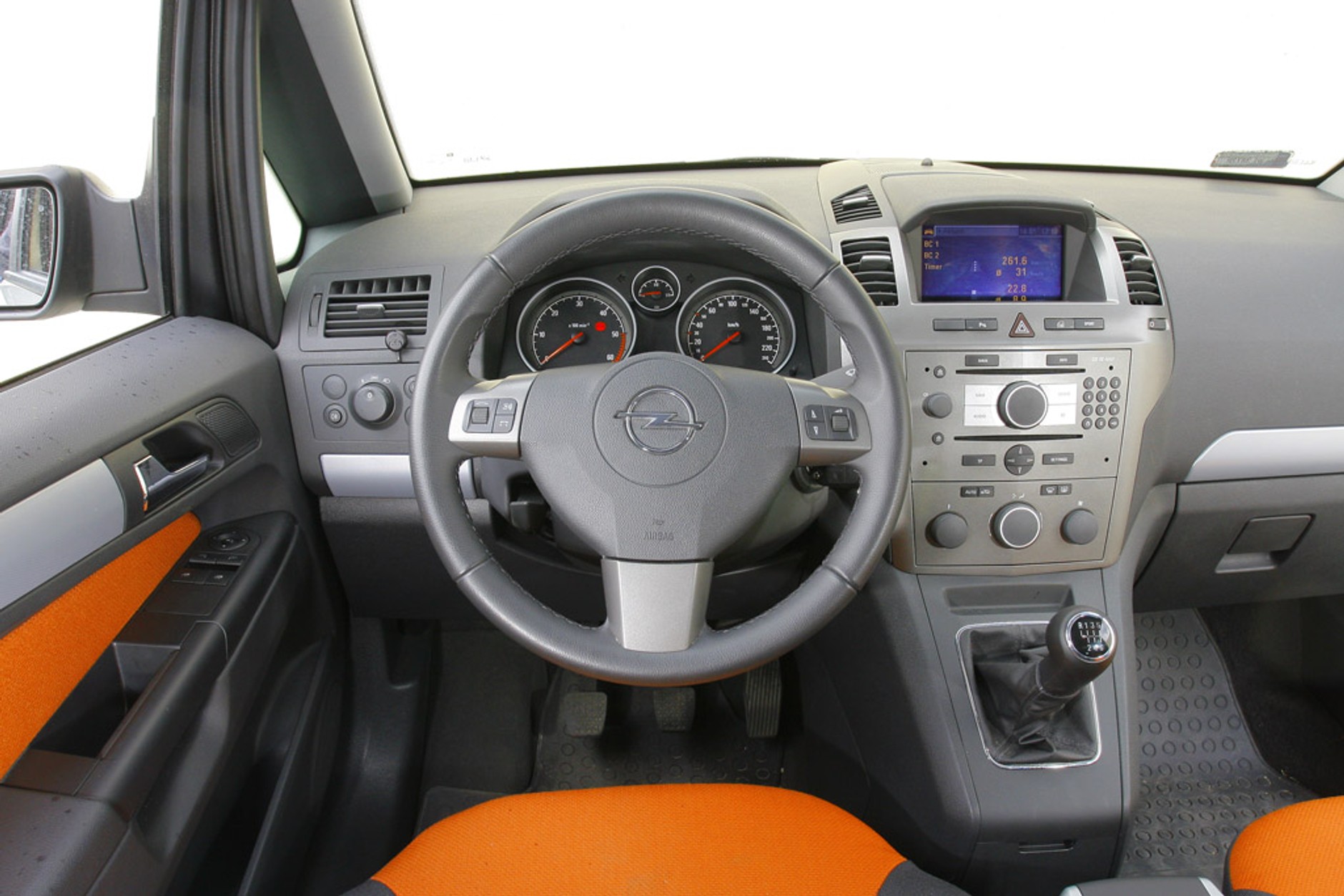 Używany Opel Zafira: kompakt bardzo rodzinny