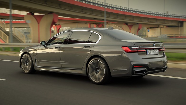 BMW 745Le XDrive - czy warto zazdrościć prezesom?