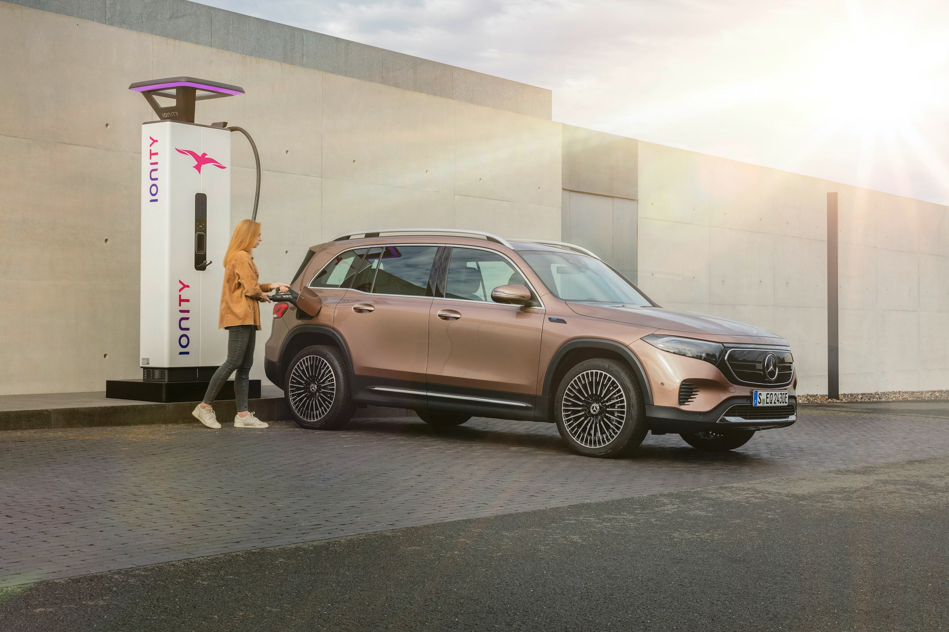 Mercedes EQ