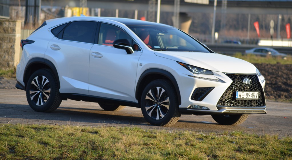 Lexus NX 300