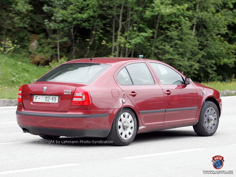 Zdjęcia szpiegowskie: Škoda Octavia po liftingu już we Frankfurcie!