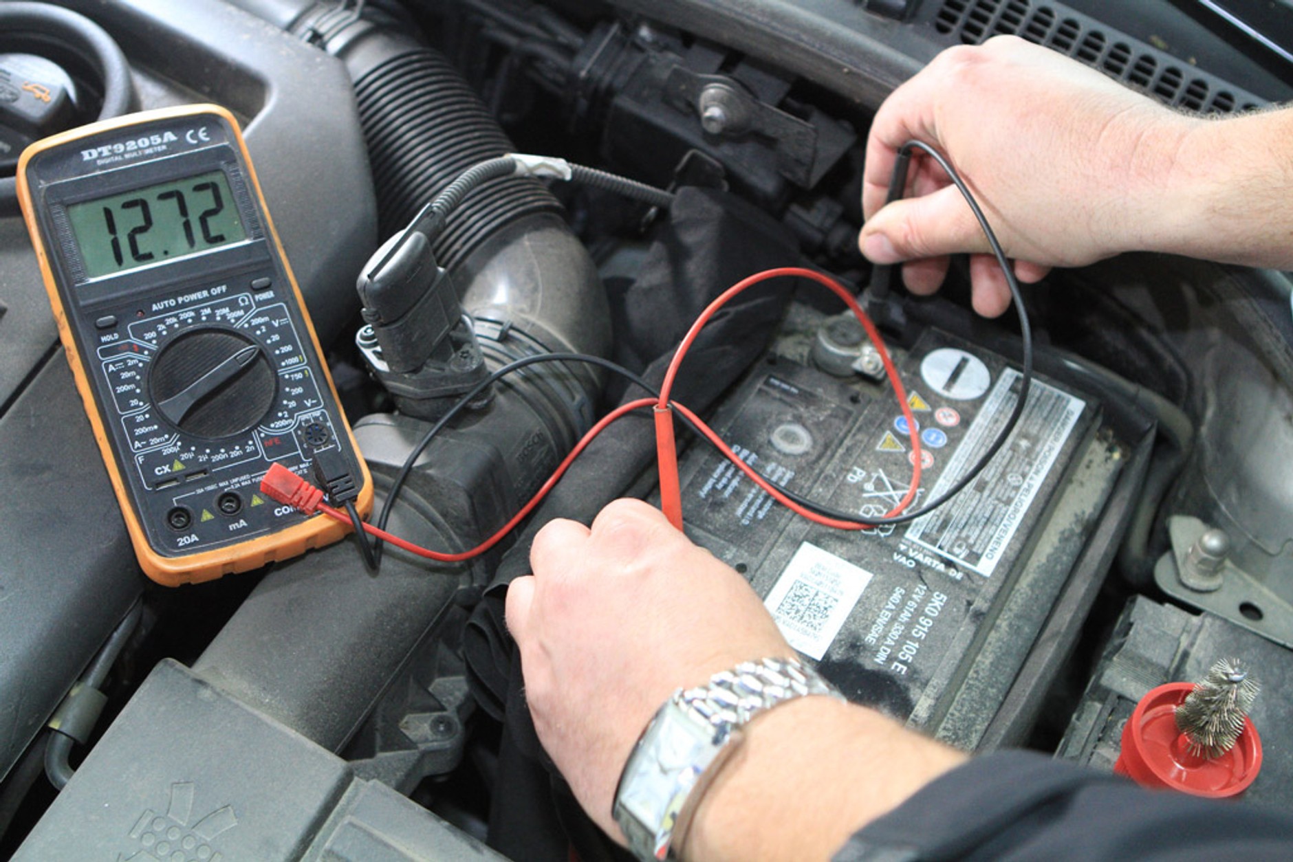 Zimowy przegląd auta: zrób zanim spadnie pierwszy śnieg