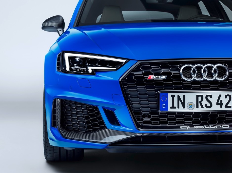 Audi RS4 Avant – ma 450 KM i przyspiesza do „setki” w 4.1 s