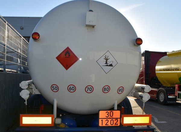 Straż Graniczna odzyskała skradzioną cysternę. Miała podrobiony VIN