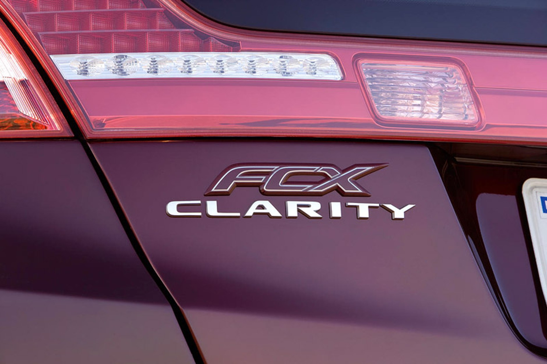 LA Auto Show 2007: Honda FCX Clarity – czysta przyszłość