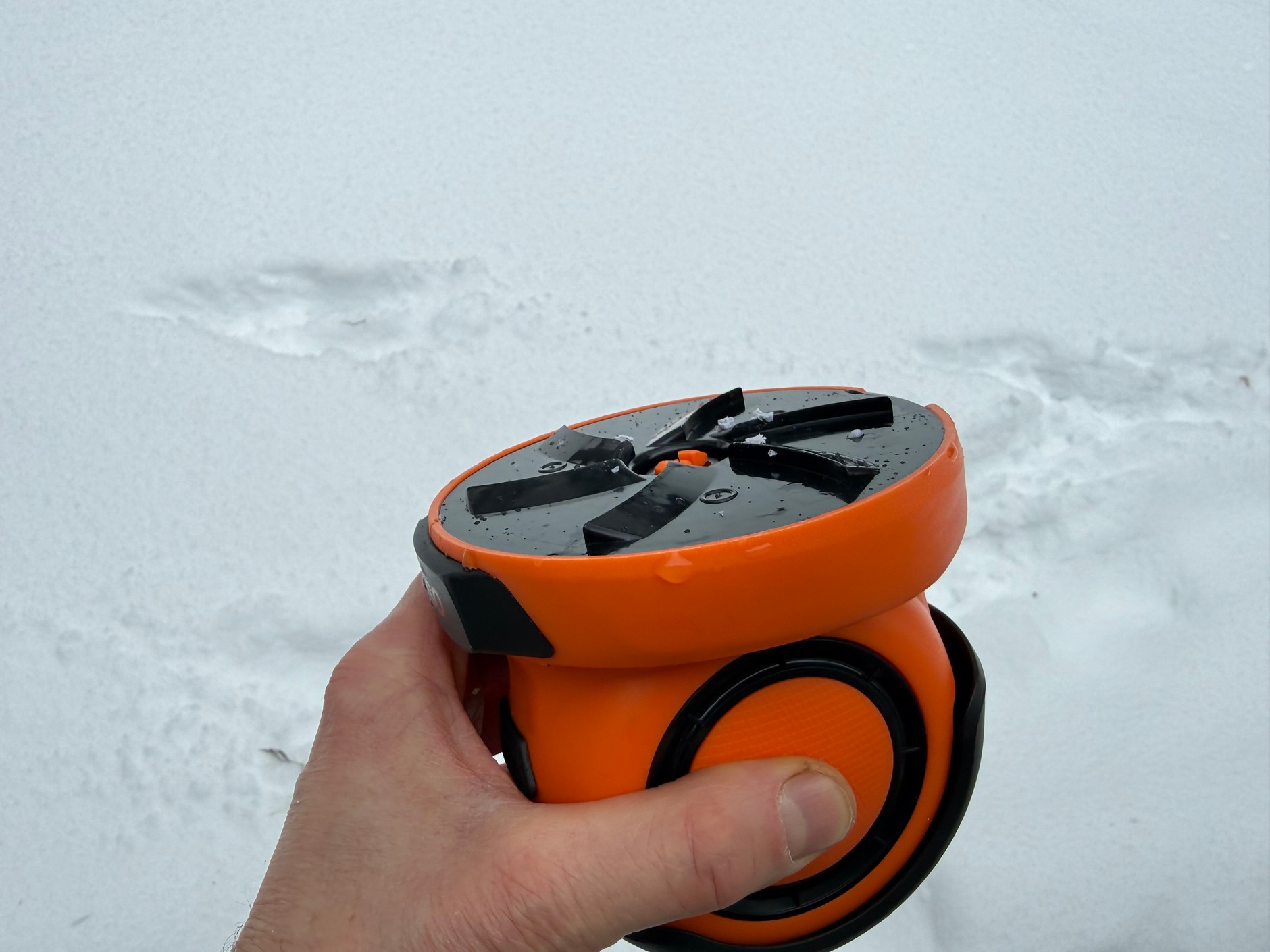 Elektryczna skrobaczka do szyb Osram Ice Scraper