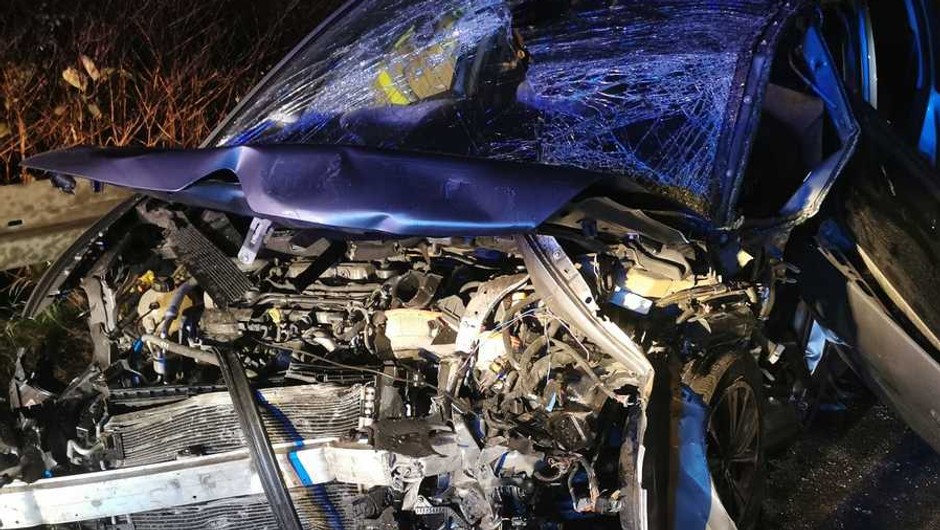 Wypadek drogowy z udziałem poszukiwanego przez policję