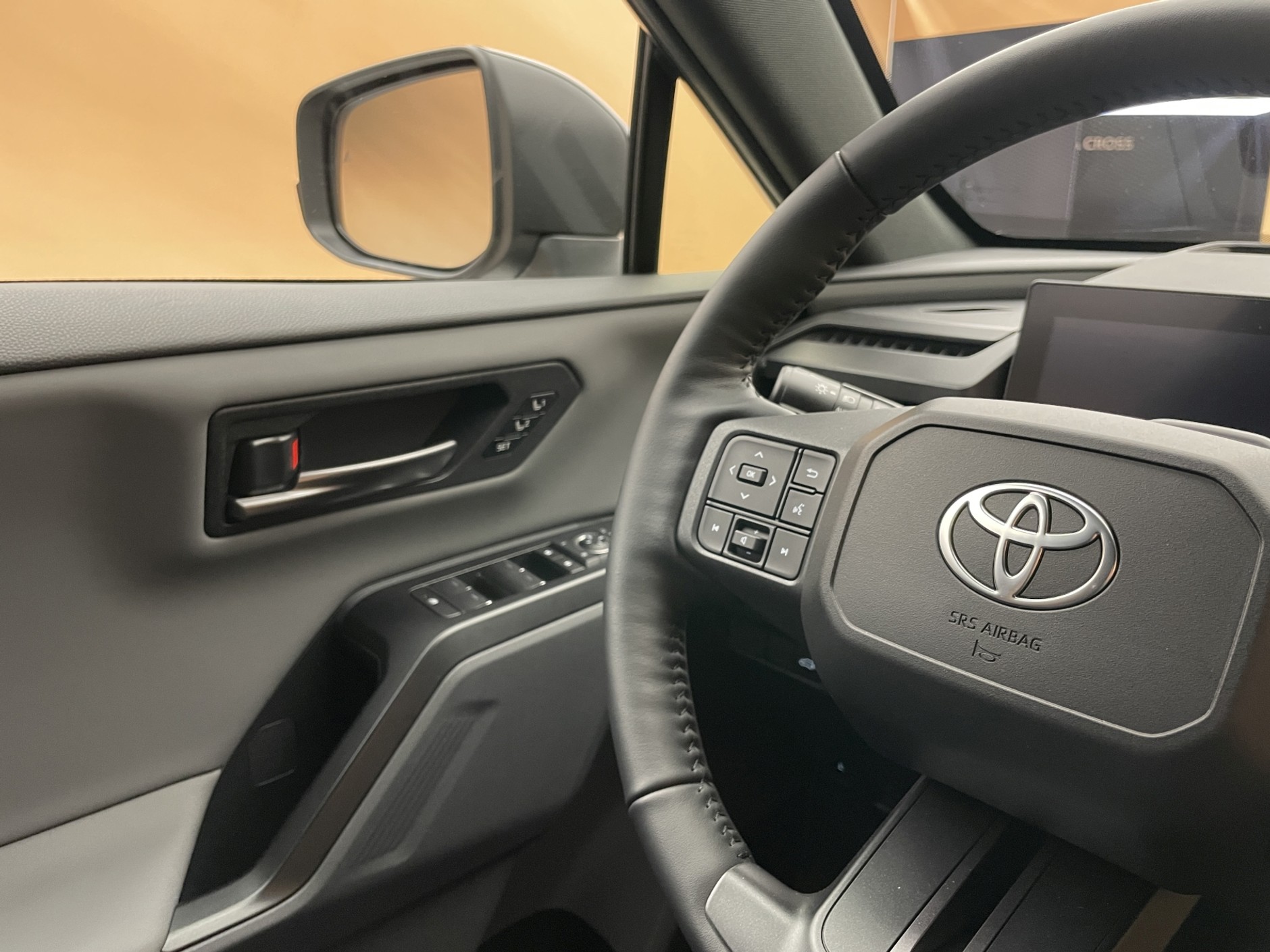 Nowa Toyota RAV4 (2025)