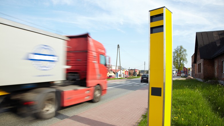 180 dni – na wystawienie mandatu za fotkę z fotoradaru