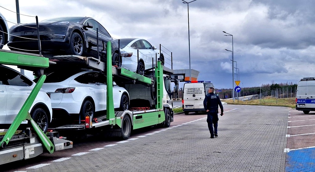 Kierowca autostransportera miał 0,32 promila