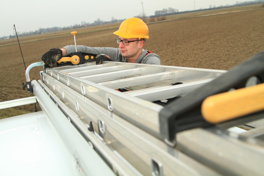 Zabudowa warsztatowa w Citroenie Berlingo