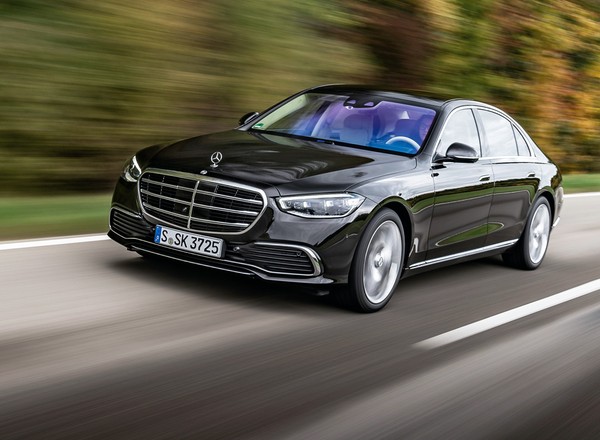 Nowy Mercedes klasy S - najnowocześniejsza limuzyna świata