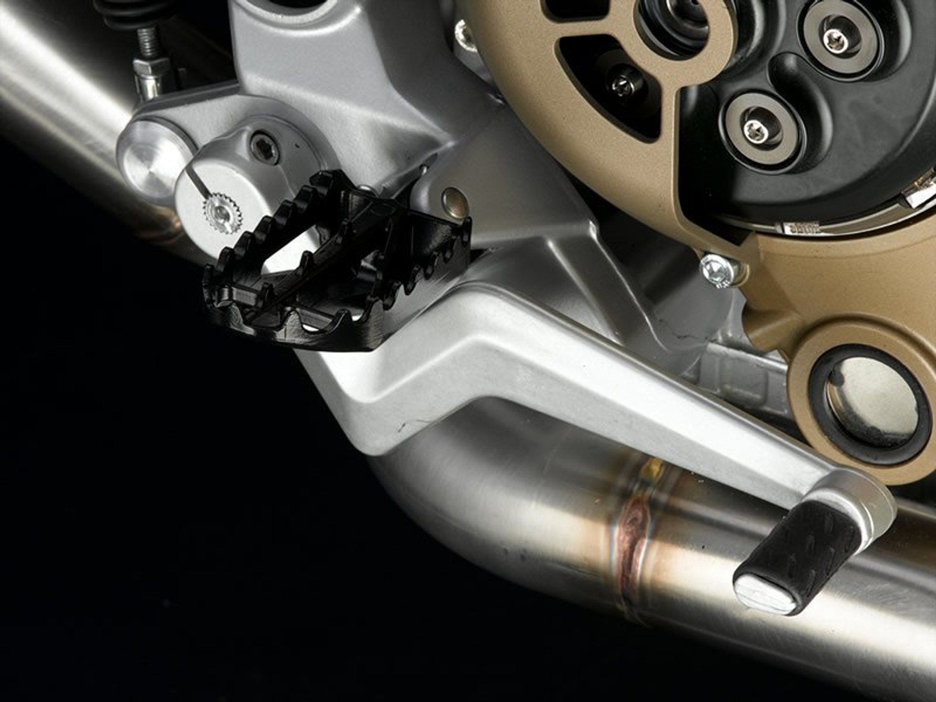 Ducati Hypermotard 1100 i 1100 S (dane techniczne)