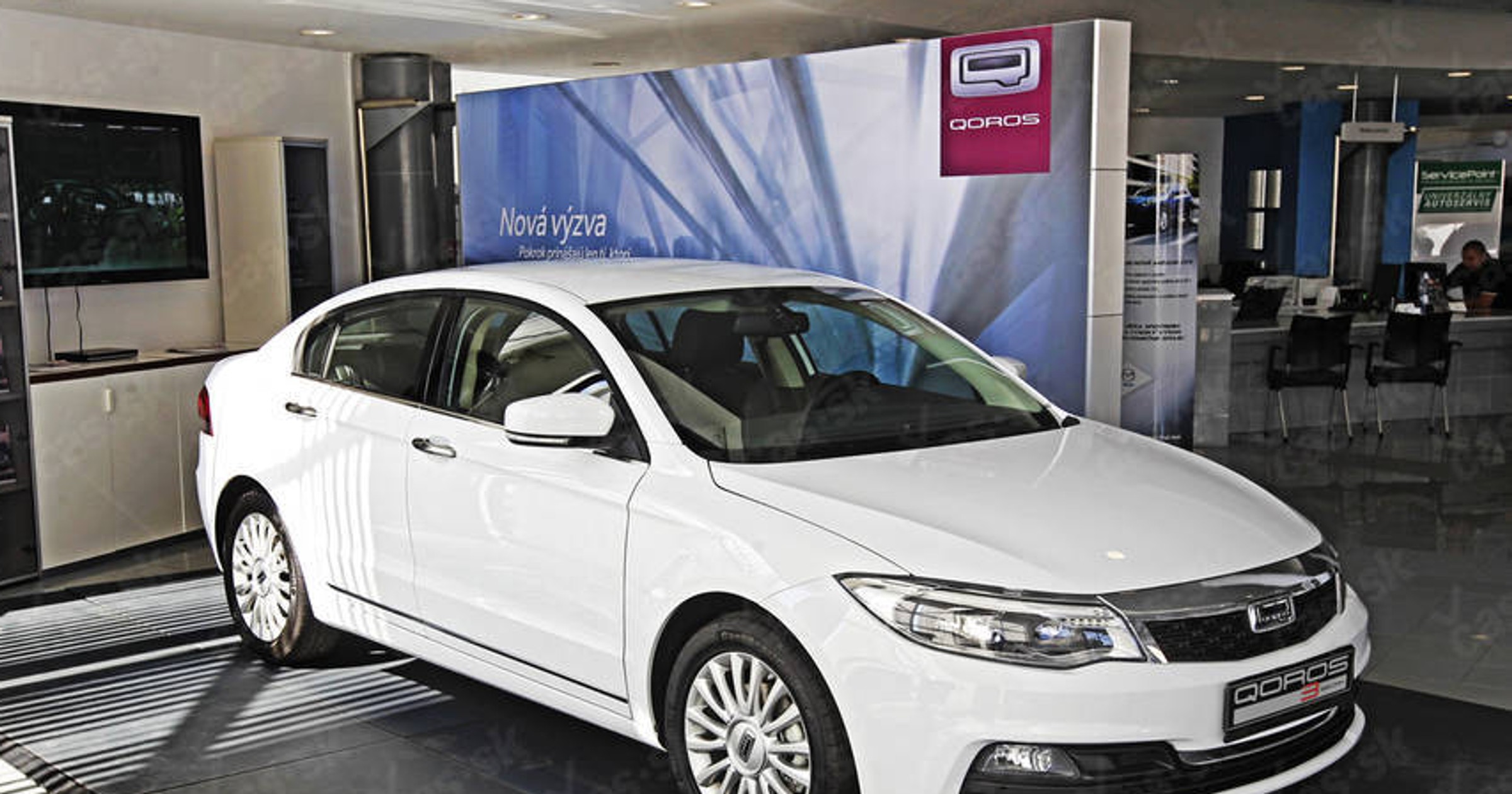 Qoros 3 sedan