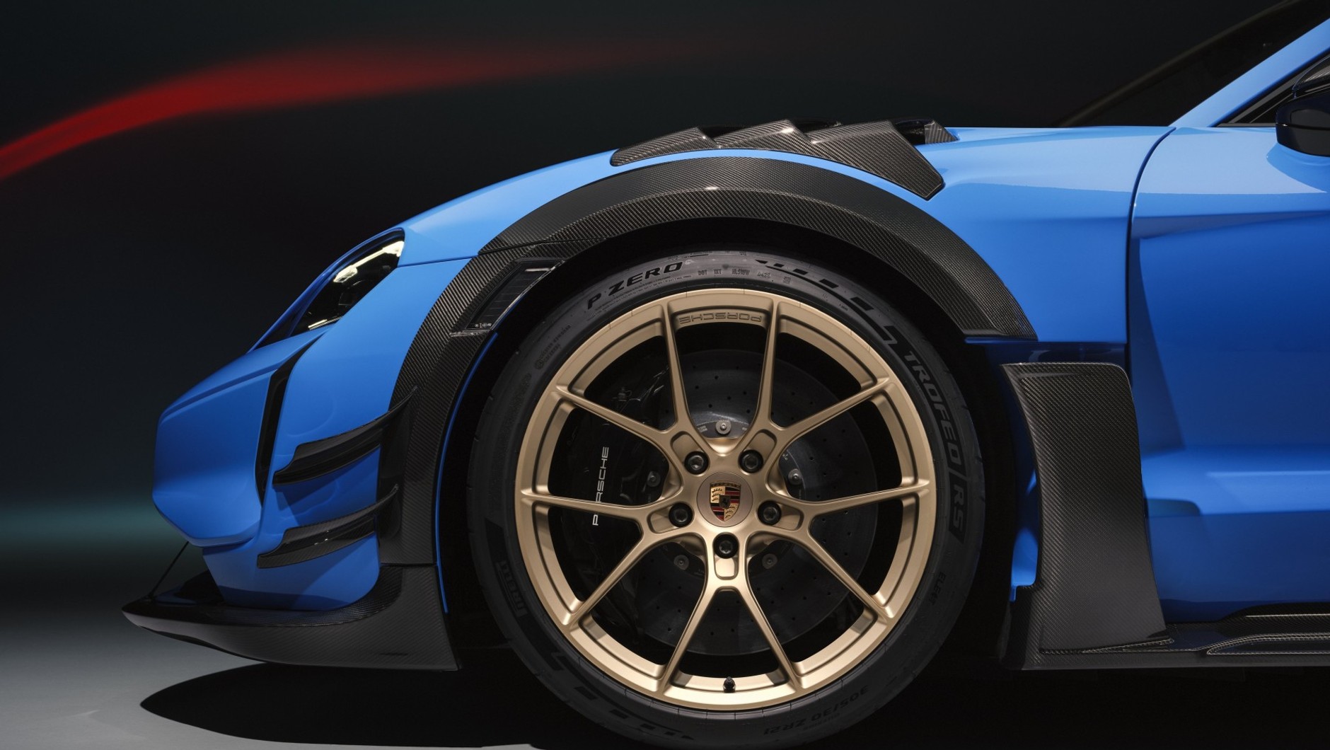 Taycan Turbo GT z zestawem Manthey Kit