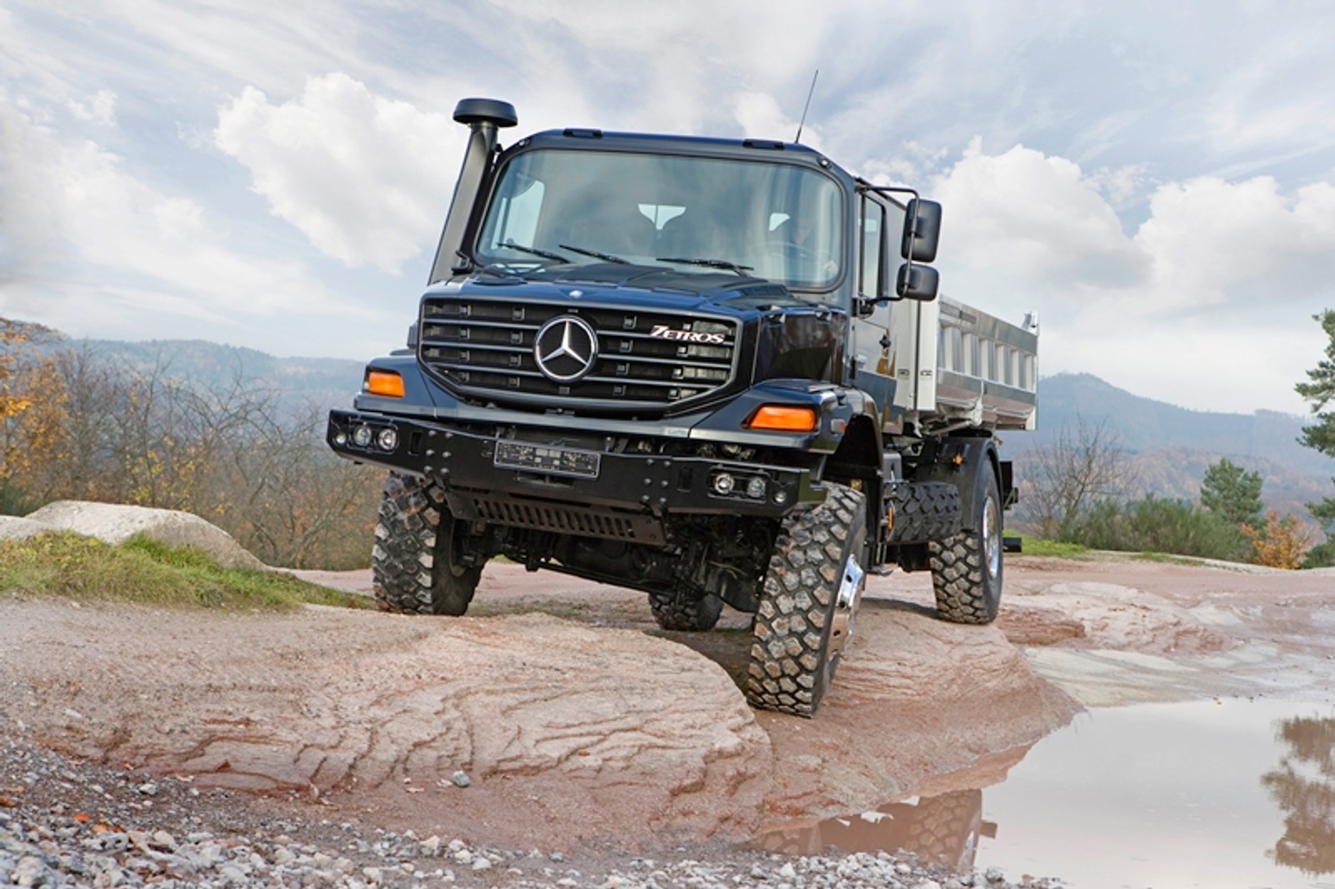 Duuuże ciężarówki dla dużych chłopców