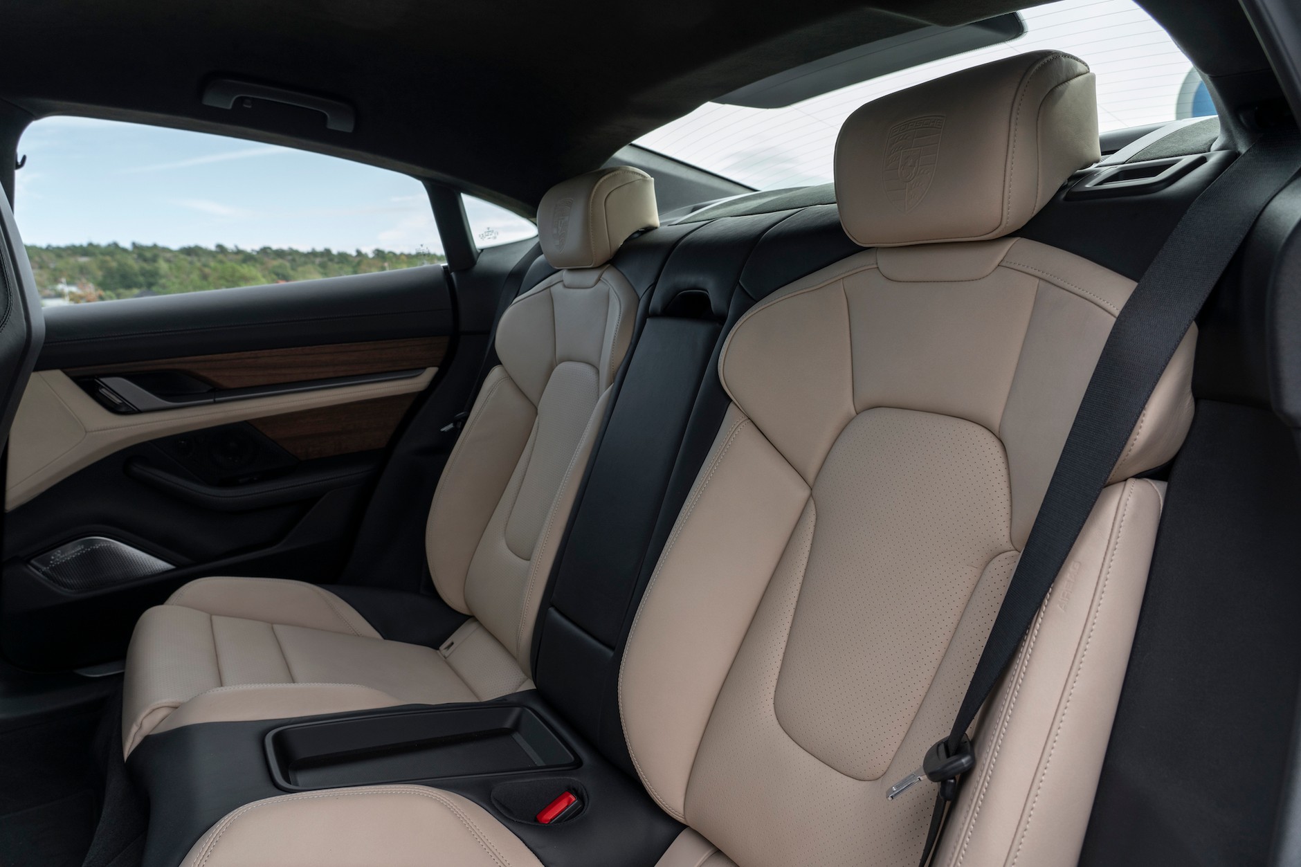 Porsche Taycan – jak jeździ pierwsze elektryczne Porsche?