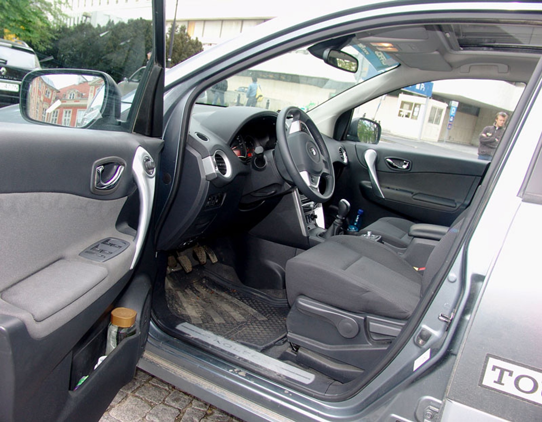 Renault Koleos 2.5 16V: pierwsze wrażenia