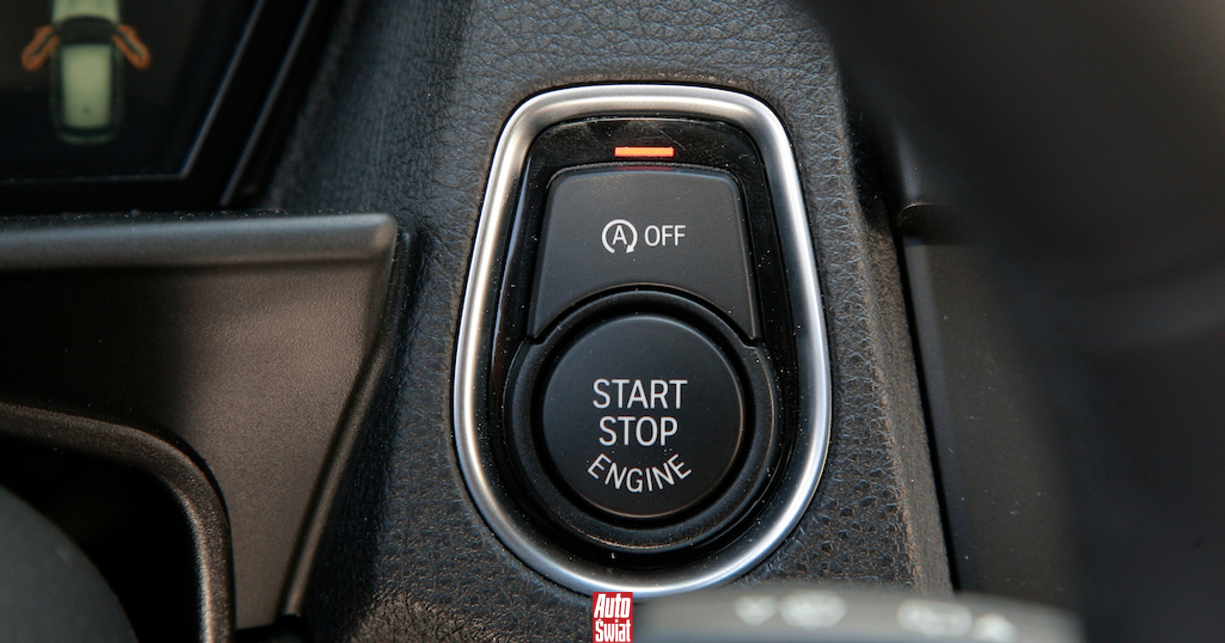 Wyłączanie silnika na światłach się opłaca? Paliwo drogie, ale naprawa silnika droższa