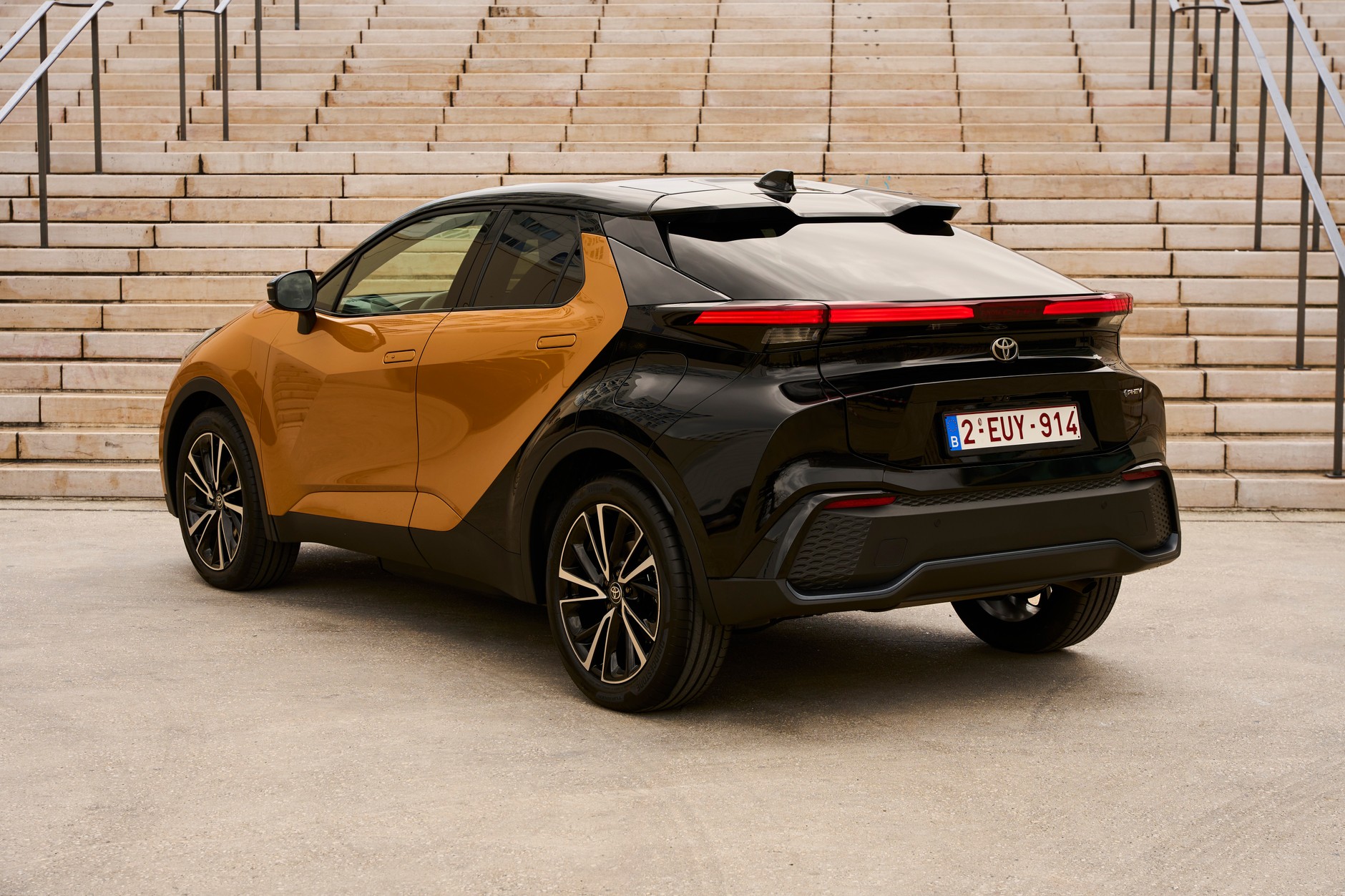 Toyota C-HR Plug-in Hybrid