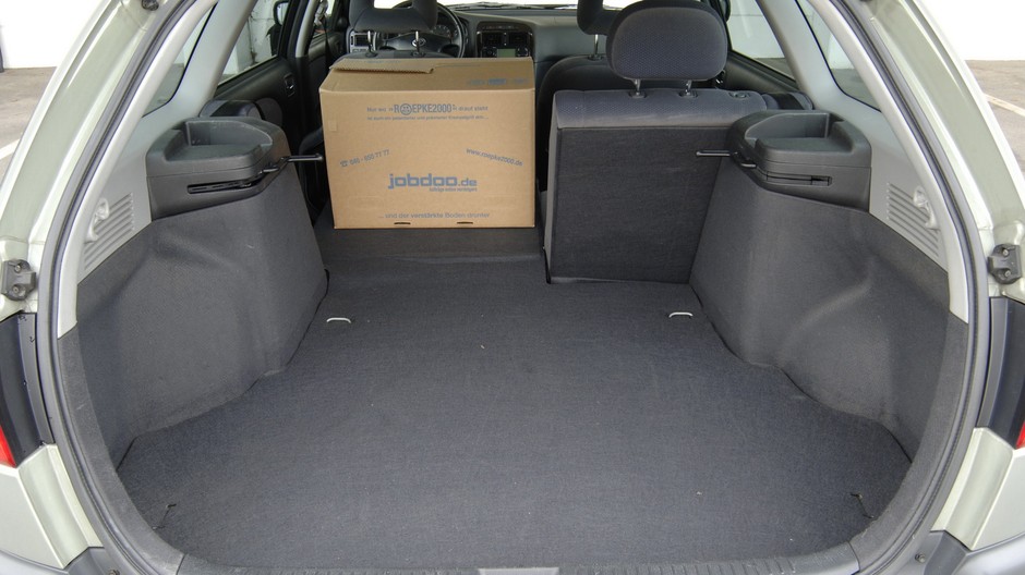 Toyota Avensis I (1997-2003)