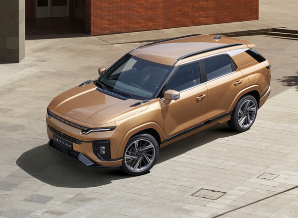 Koreańczycy wprowadzają do Polski nowego SUV-a coupe. Zmieni się też nazwa marki