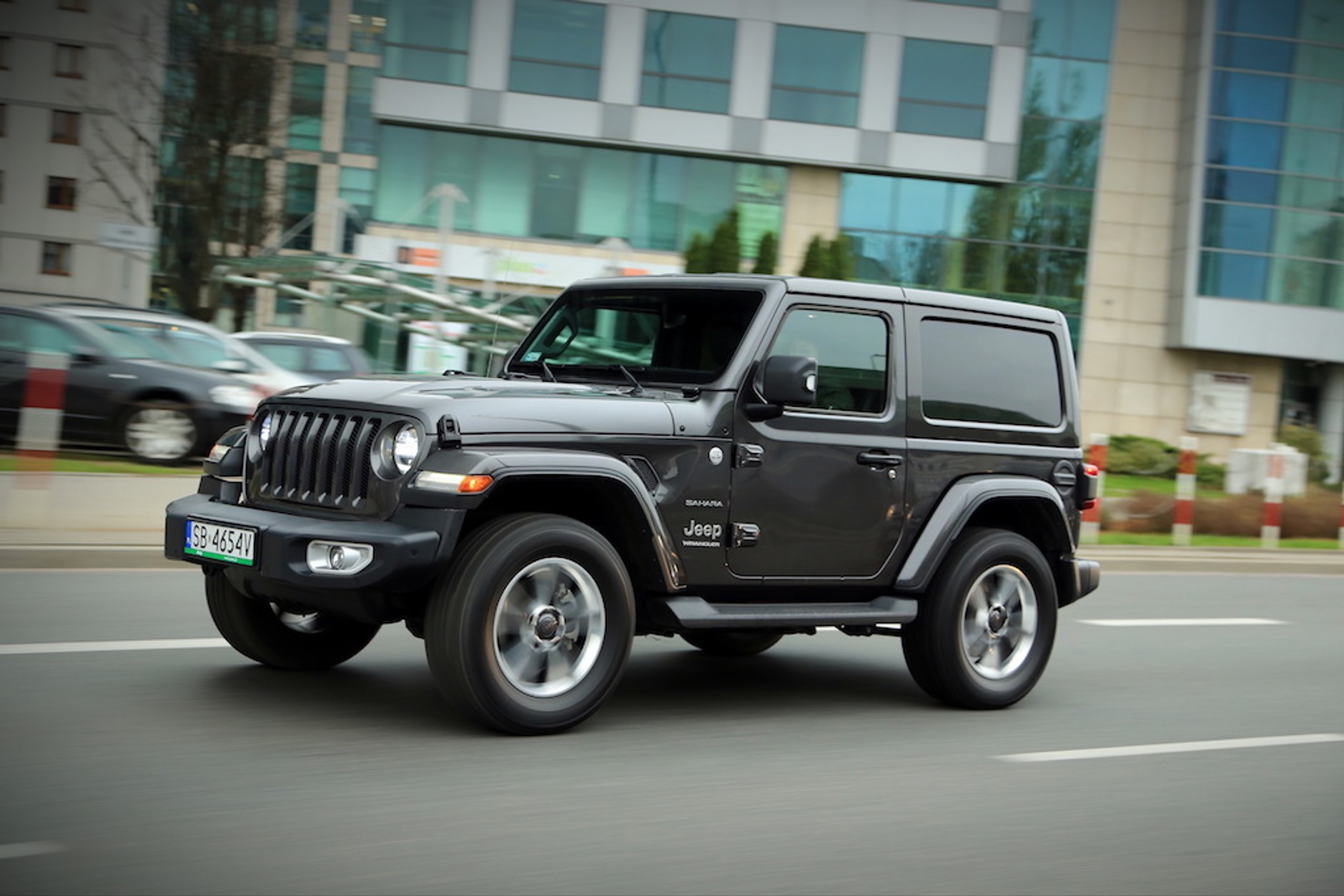 Jeep Wrangler Sahara – nie tylko na pustynię